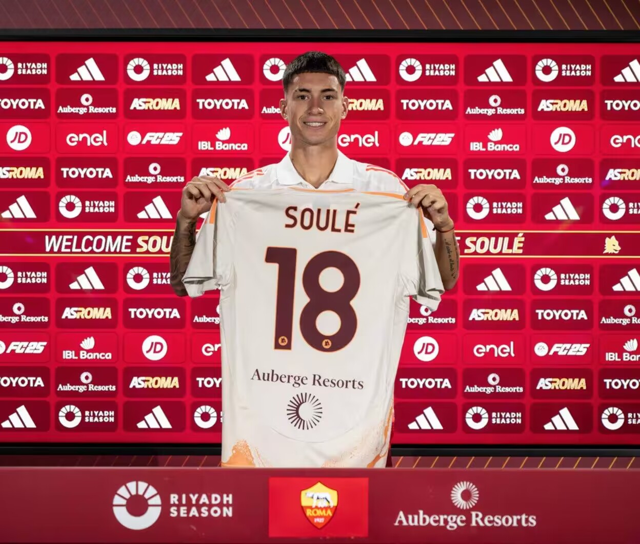 他在各方面, 会到罗马, 在某些方面 他在各方面, 会到罗马, 在某些方面